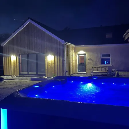 Barnaby'S Barn Villa Carmarthen Exterior photo